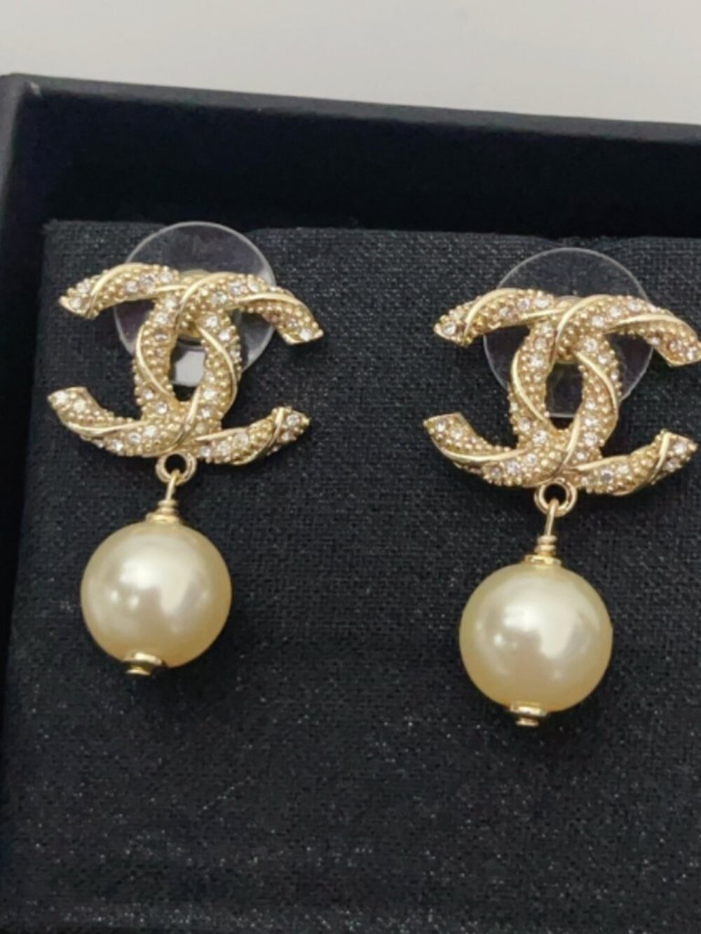 Chanel Earrings - Picture 3 of 6